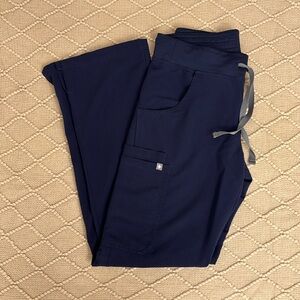Figs XS Navy Kade